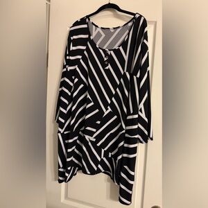 Avenue Women’s Top